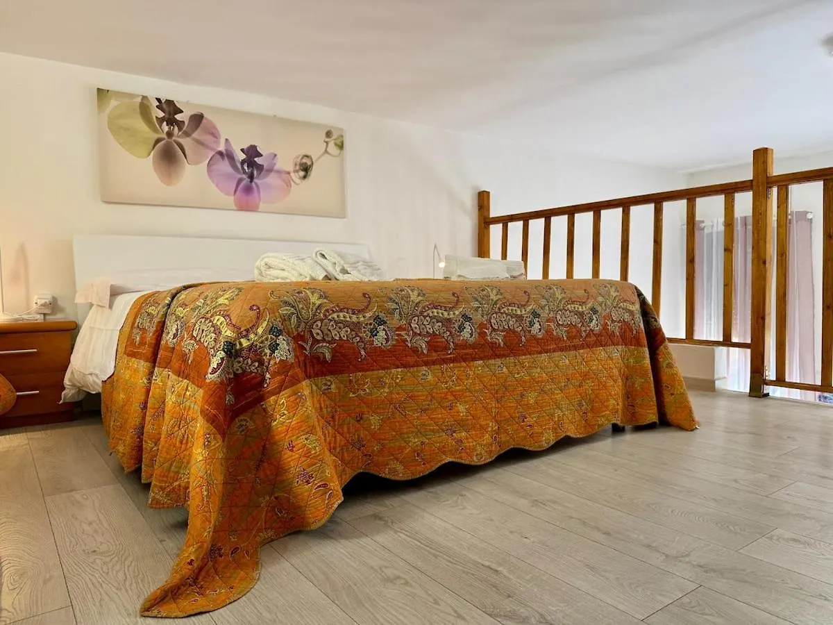 Casa Ugo Topazio 101 In The Historic Center Флоренция Апартаменты